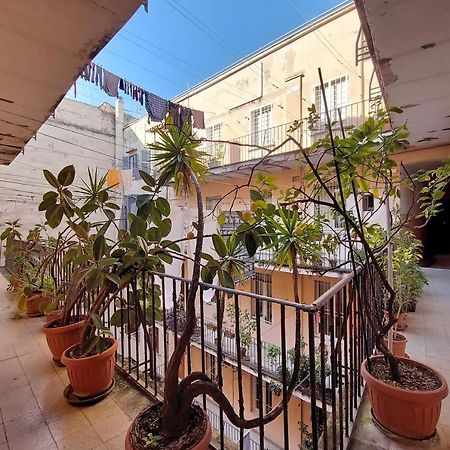 Domus Lou Elegante Appartamento In Trastevere Roma エクステリア 写真